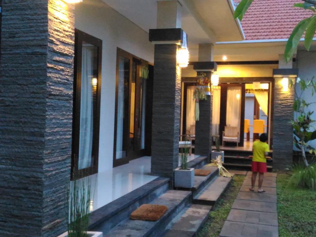 Guest House Reisya Нуса Дуа Екстериор снимка