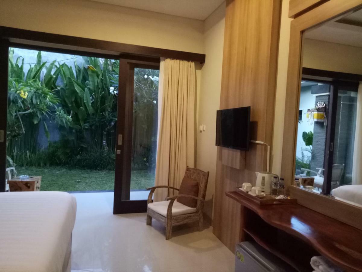 Guest House Reisya Нуса Дуа Екстериор снимка